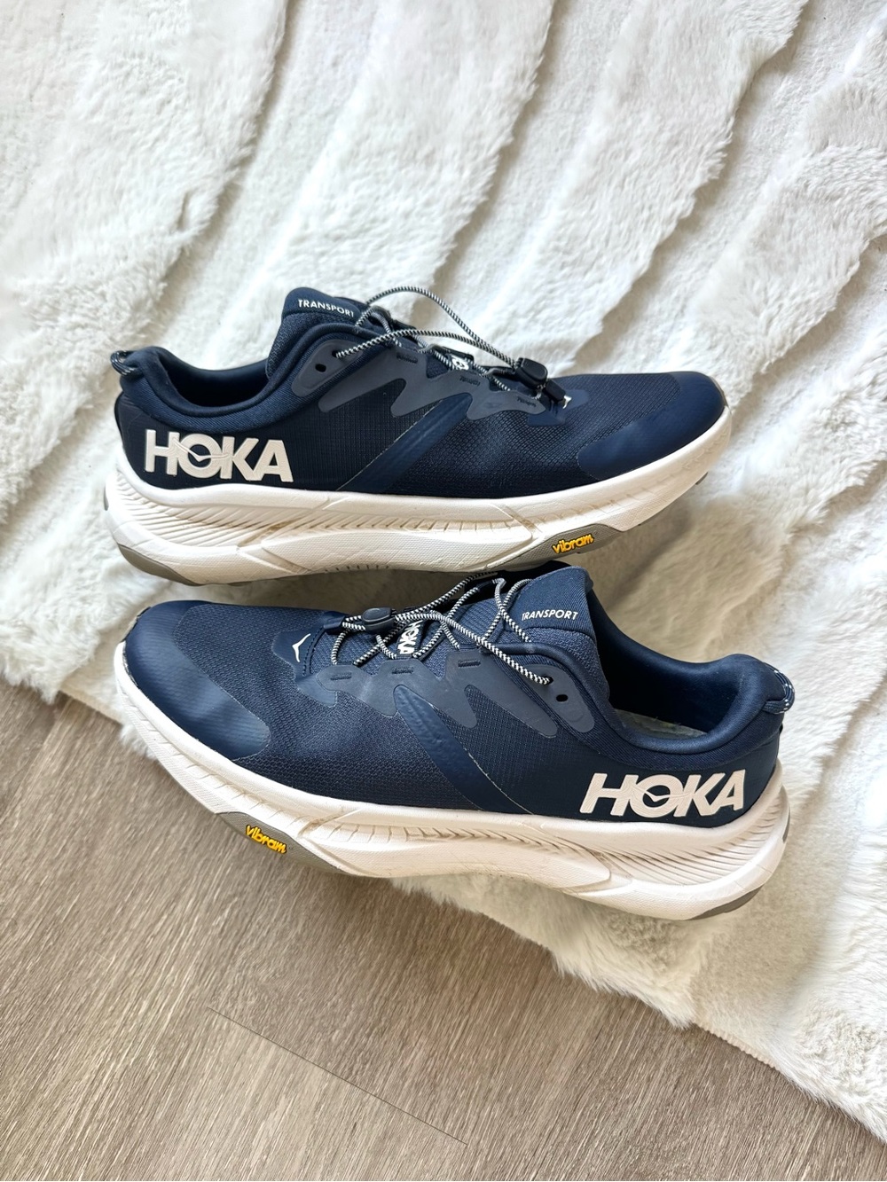 HOKA Men’s Transport in Varsity Navy/White Size 13